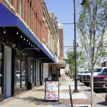 pros and cons of owning a franchise